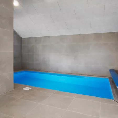 Pet Friendly In With Sauna بيت للعطل