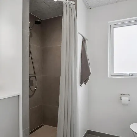 Pet Friendly In With Sauna بيت للعطل
